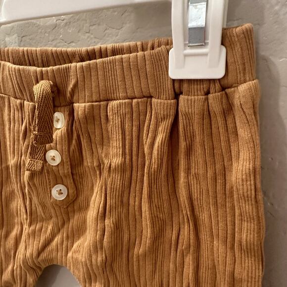 NWT Kate Quinn Ribbed Brown Shorts - Picture 2 of 5